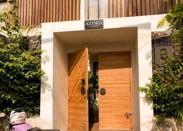 Azora Luxury 3 Bedroom In * Canggu