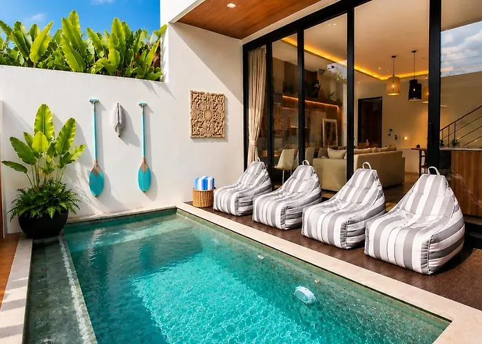 Azora Luxury 3 Bedroom In *