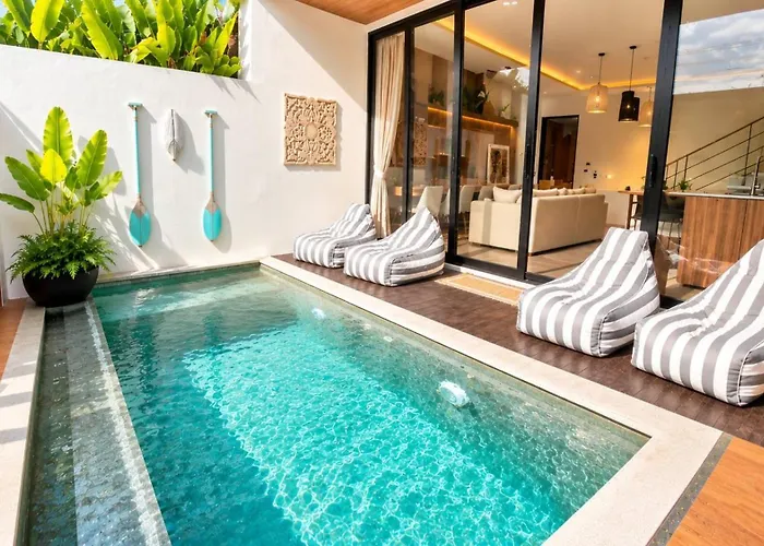 Vakantiehuis Azora Luxury 3 Bedroom In Canggu