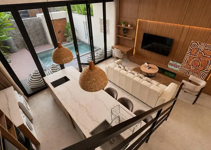 Azora Luxury 3 Bedroom In Hébergement de vacances *