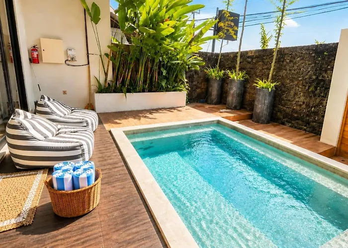 Azora Luxury 3 Bedroom In *